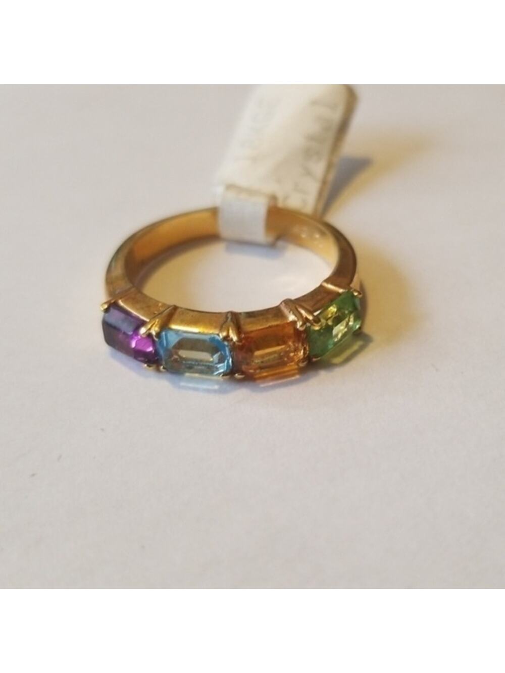 18KGE crystal ring. Size 8‎